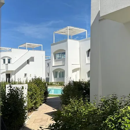 M443 - Marcelli, Nuovissimo Bilocale Fronte Mare In Con Piscina Appartement